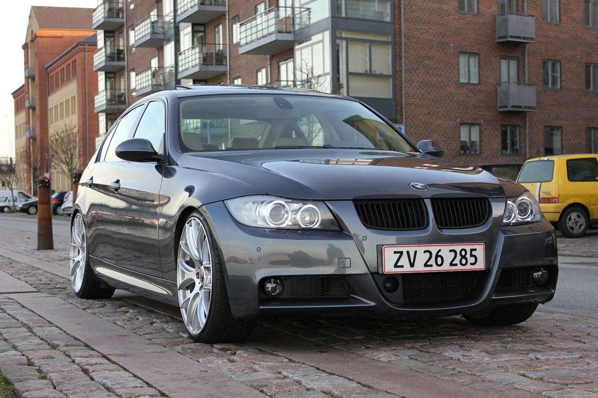 BMW 330i Aut. billede 13