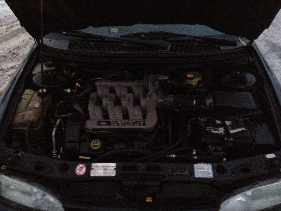 Ford Mondeo 2.5 v6 billede 8