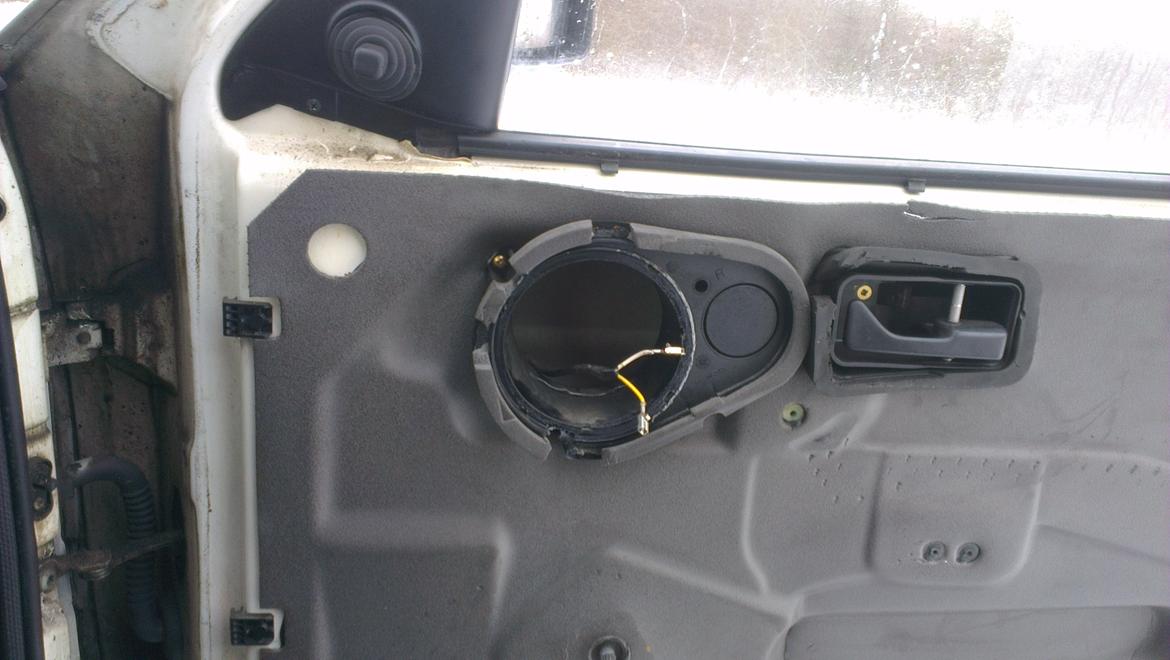 Ford Escort MK5 - Lige tilpasset lidt så de fine MDSer kunne komme i :D billede 4