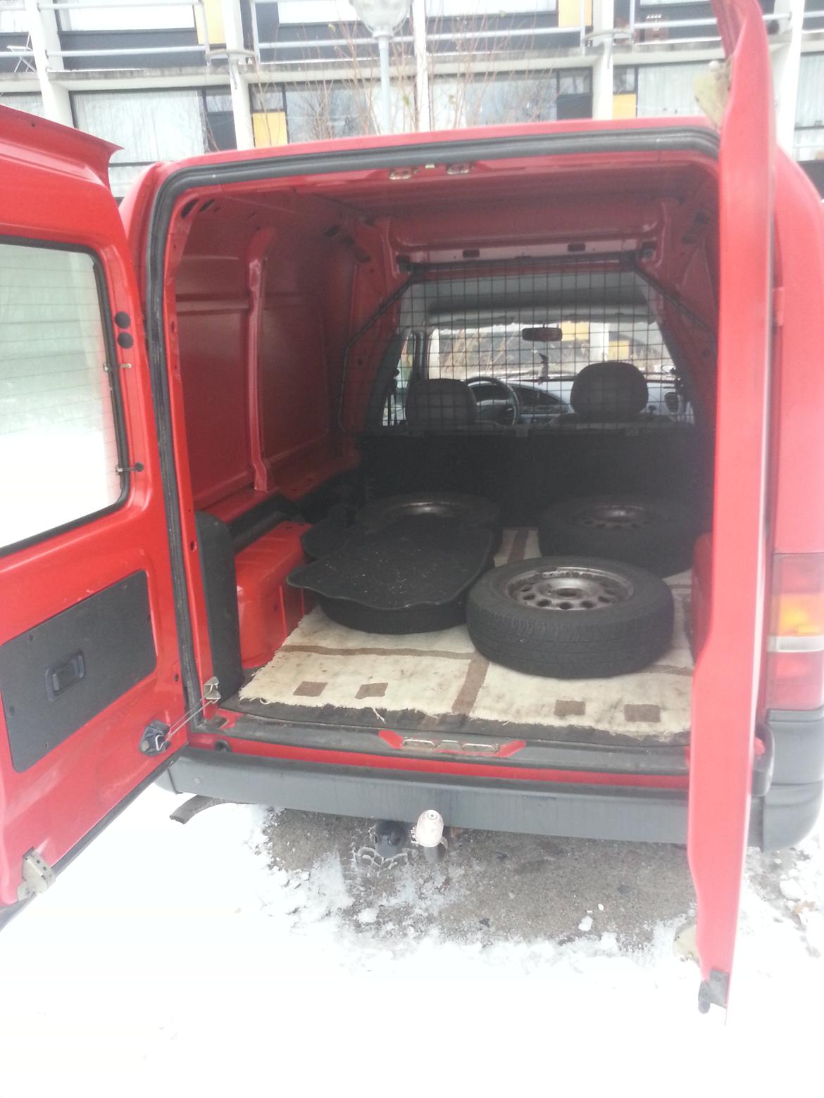 Ford Courier Van 1,8 D (skrottet) billede 8