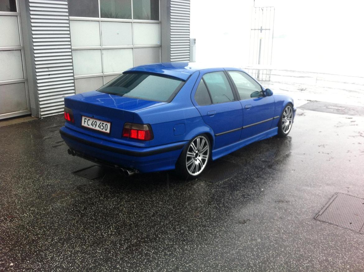 BMW e36 billede 2