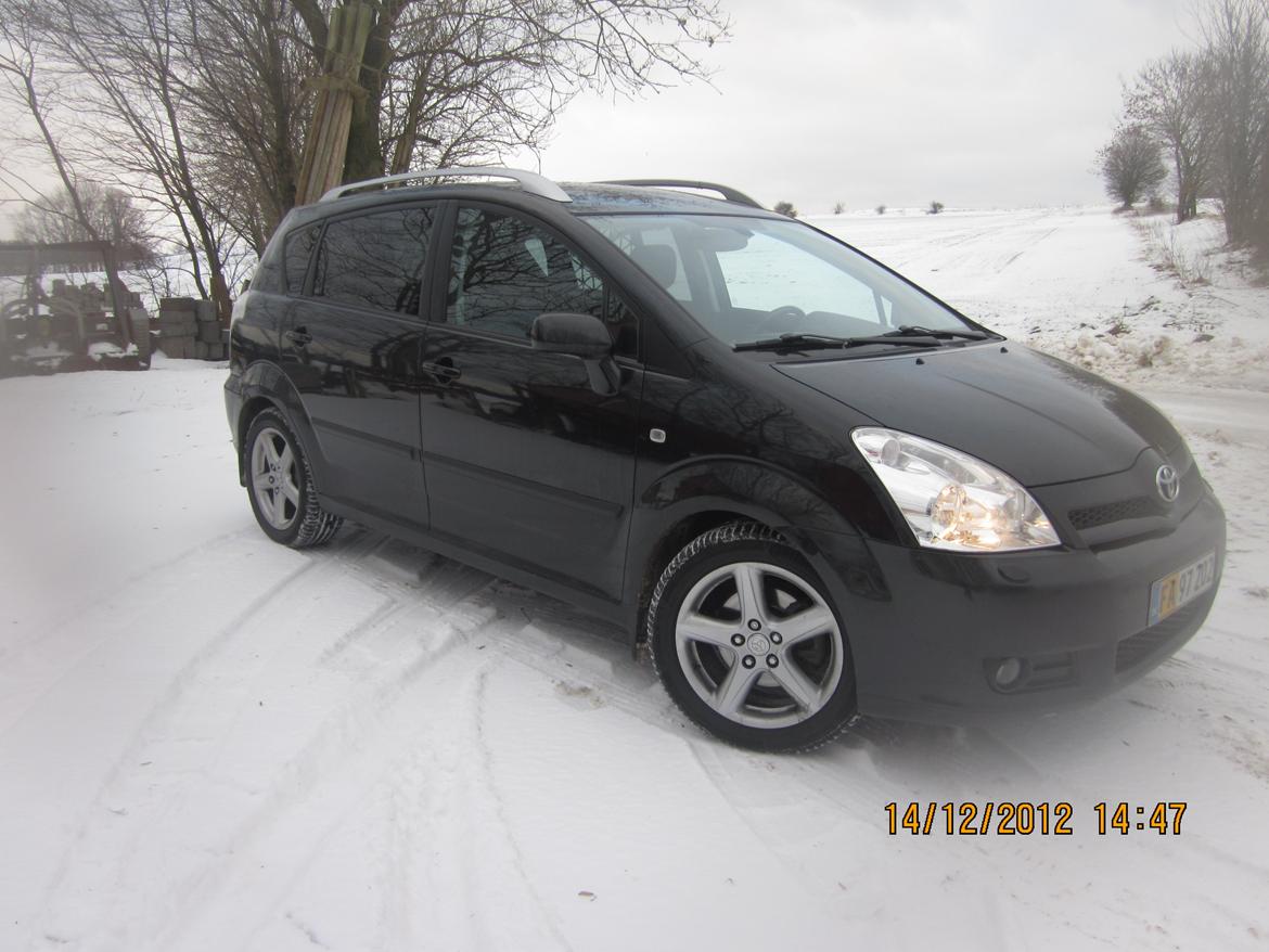 Toyota corolla sportsvan 2.2 billede 2