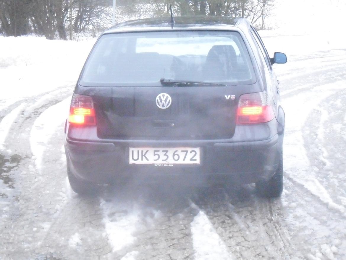 VW Golf 4 2,3 V5 billede 3