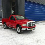 Dodge RAM 1500 5.7 V8