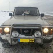 Nissan patrol gr slx