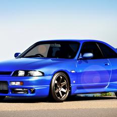 Nissan Skyline R33 GTST