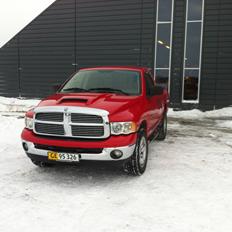 Dodge RAM 1500 5.7 V8