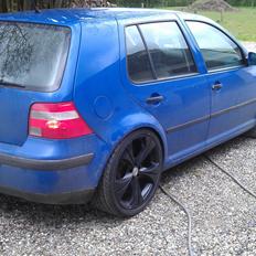 VW Golf 4