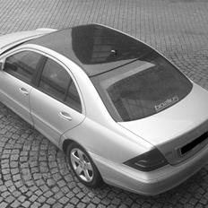 Mercedes Benz 220 CDI