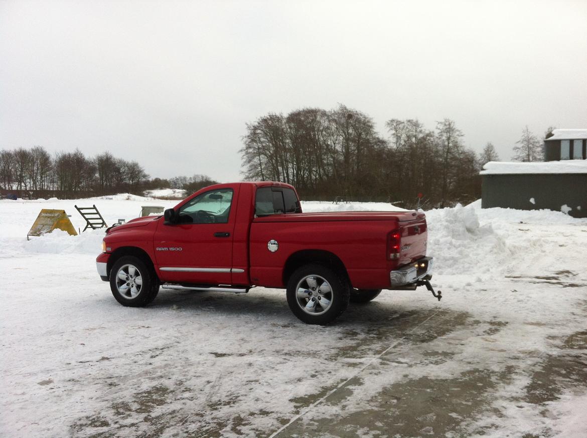 Dodge RAM 1500 5.7 V8 billede 5