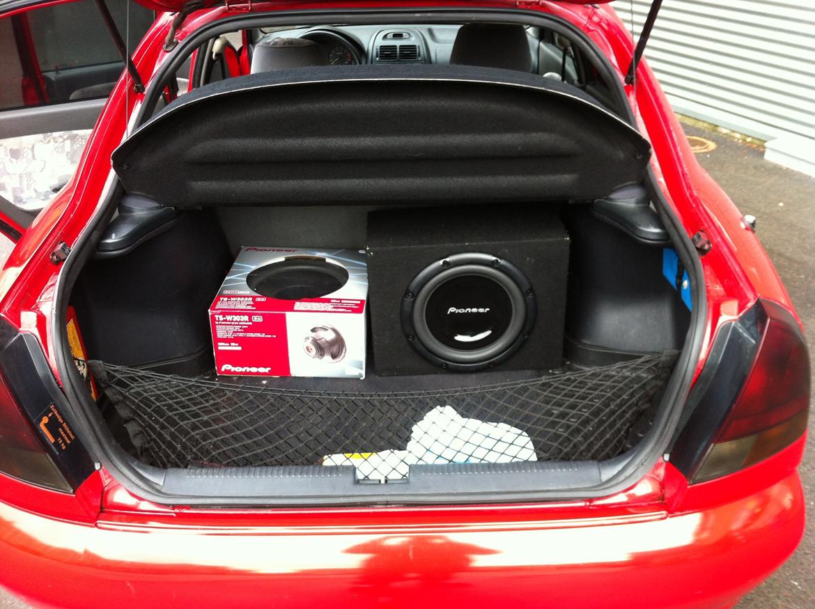 Mitsubishi Carisma billede 3