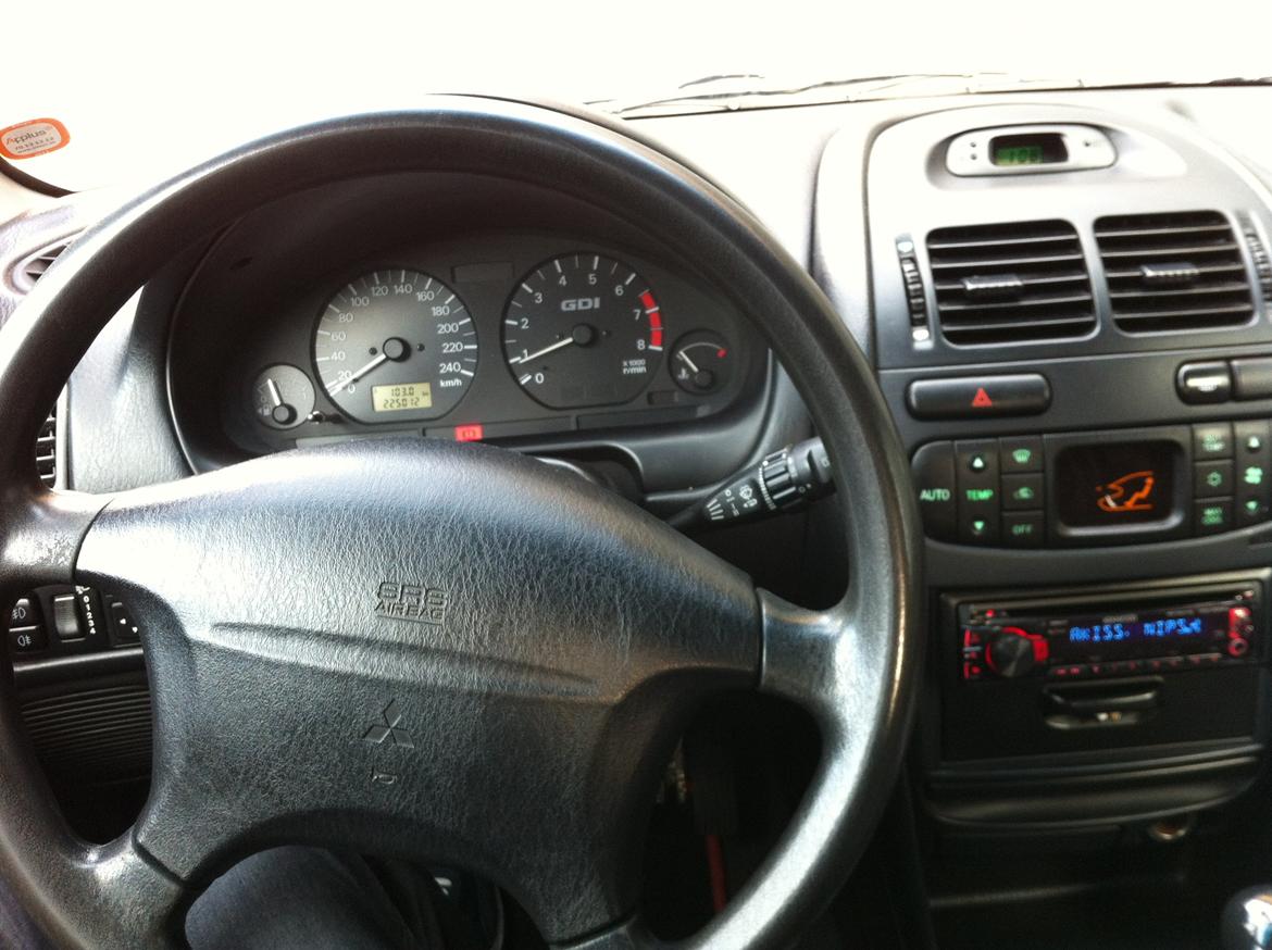 Mitsubishi Carisma billede 17