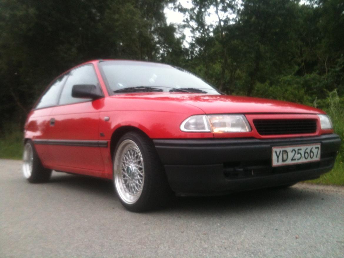 Opel Astra F billede 1