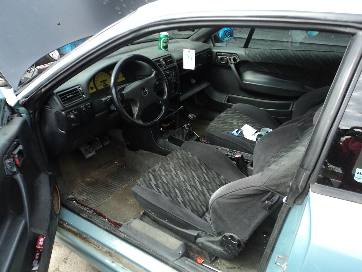 Opel Calibra 16v C20xe - Mayday - Lidt af den gamle kabine... billede 7