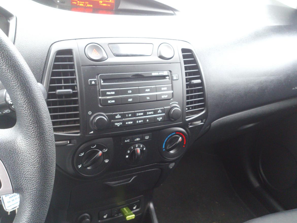 Hyundai i20 1,4 crdi Comfort billede 14