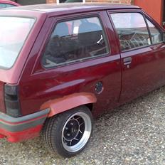 Opel Corsa a under renovering