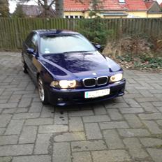 BMW 540i