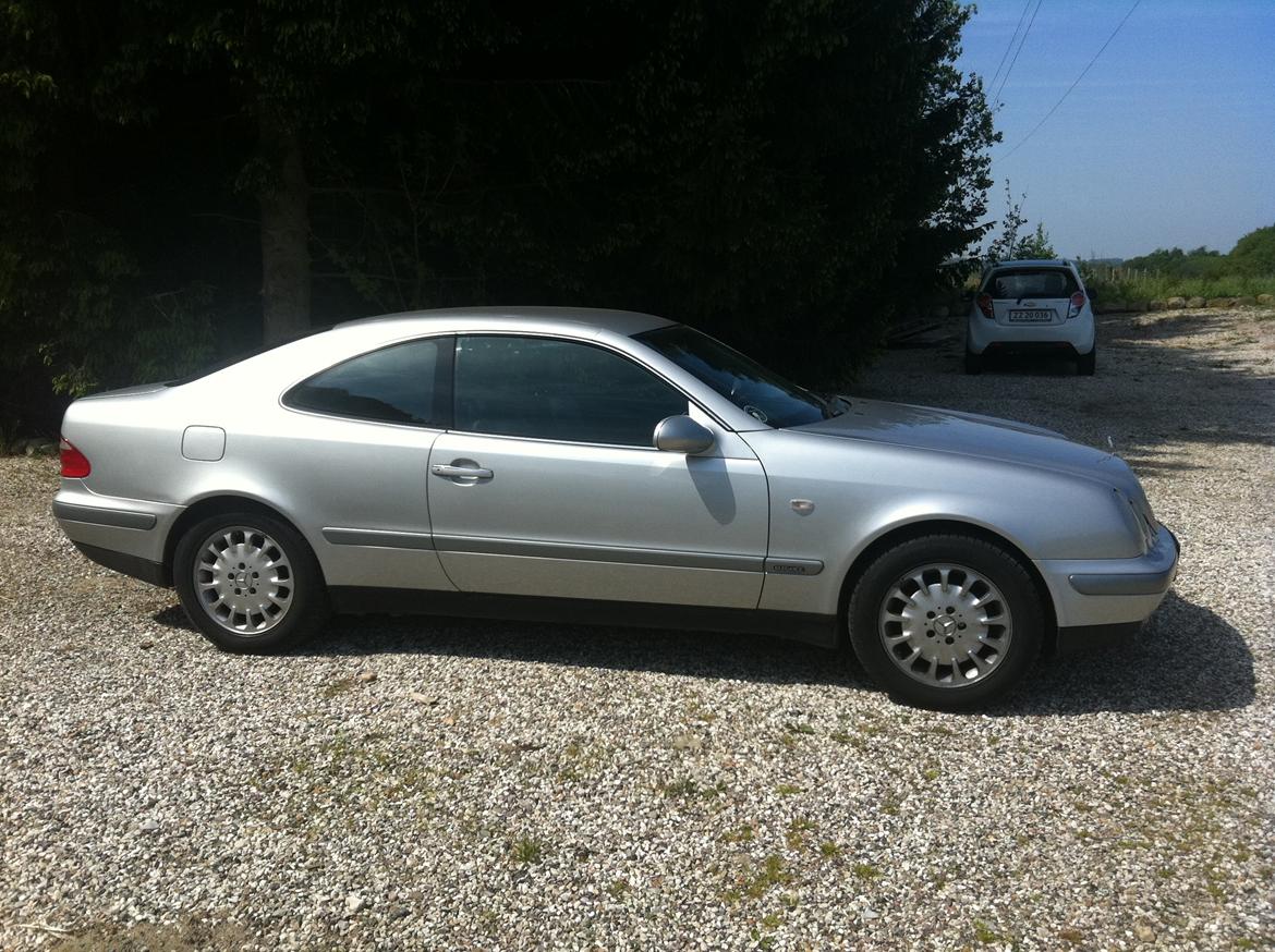 Mercedes Benz CLK 320 billede 15