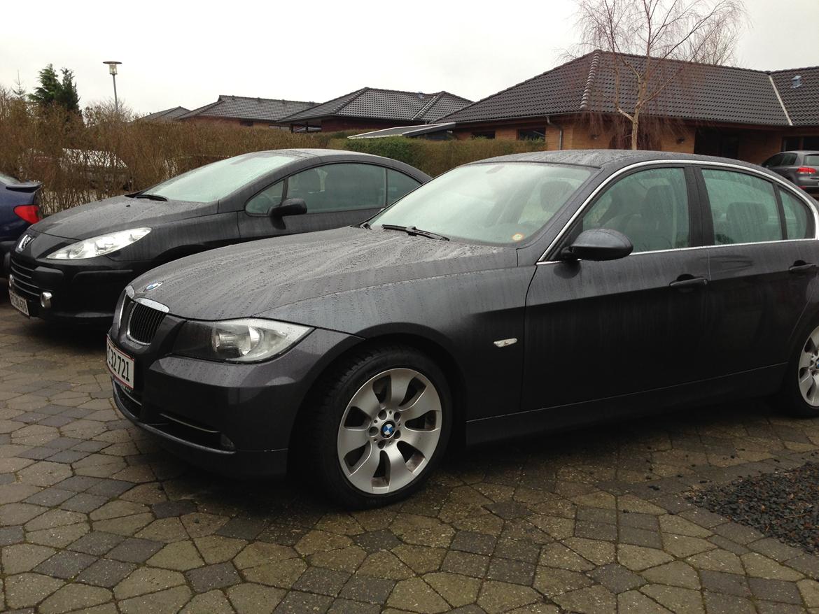 BMW 335i billede 1