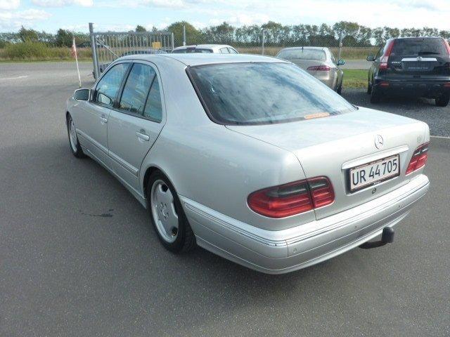 Mercedes Benz E 320 CDI billede 3