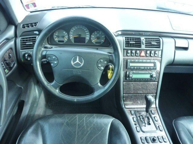 Mercedes Benz E 320 CDI billede 5