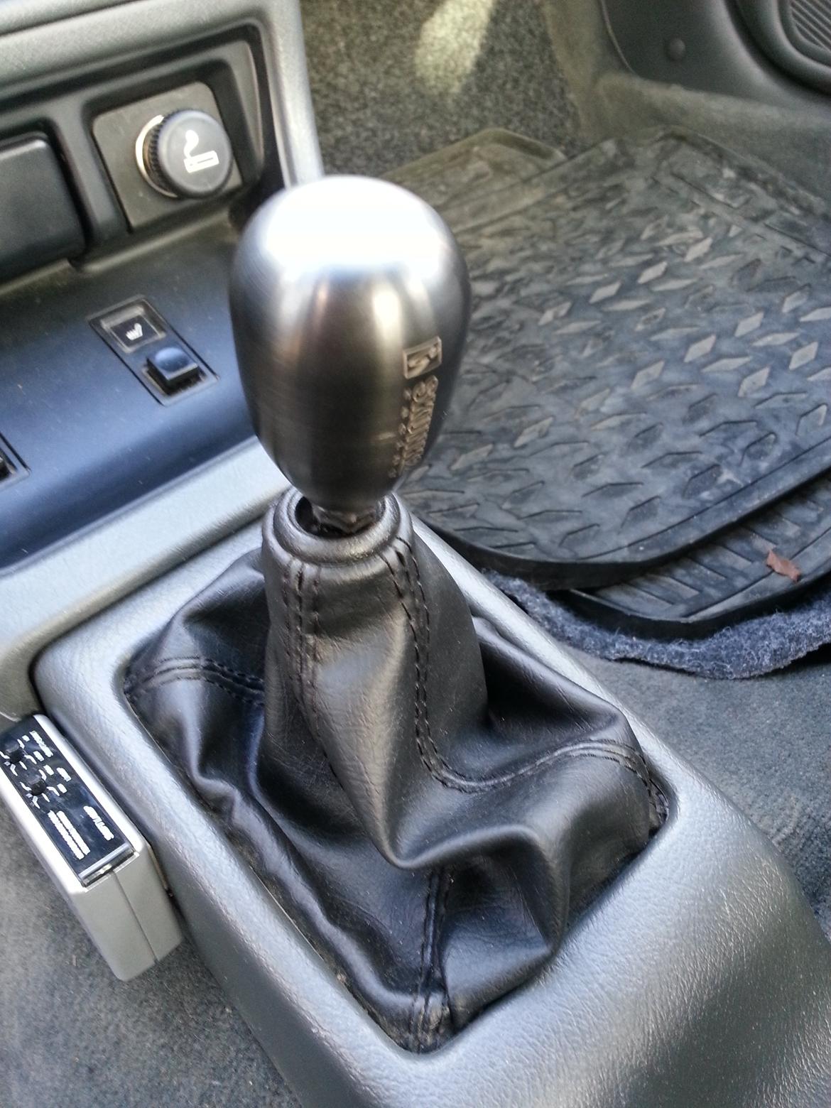 Honda Civic - ED4 Solgt! - Skunk2 gearknob + shortshift billede 15