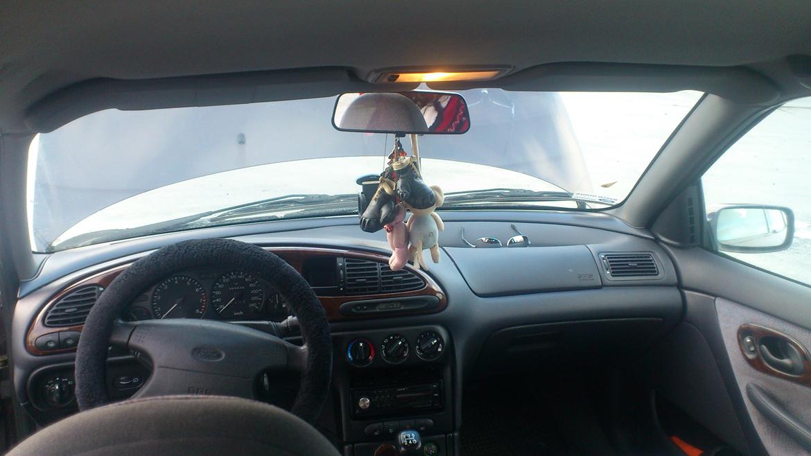 Ford Mondeo 2,0i 16v * SOLGT* billede 10