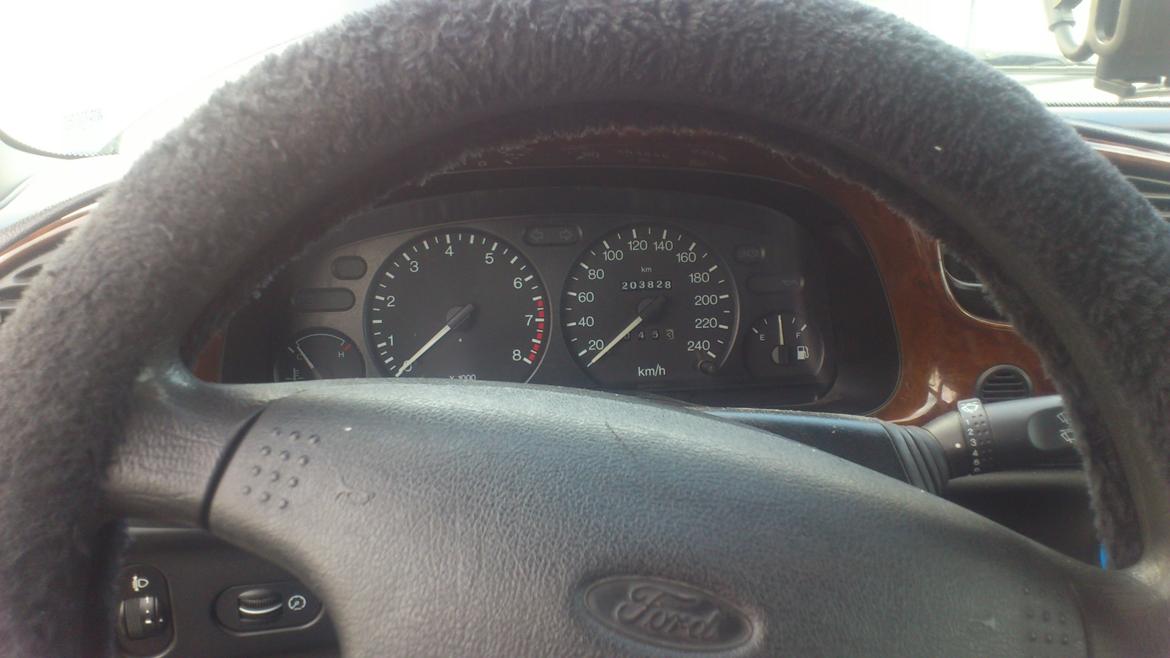 Ford Mondeo 2,0i 16v * SOLGT* billede 11