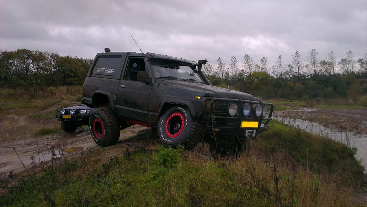 Nissan Patrol - Længe leve gammel mand emu ;) billede 3