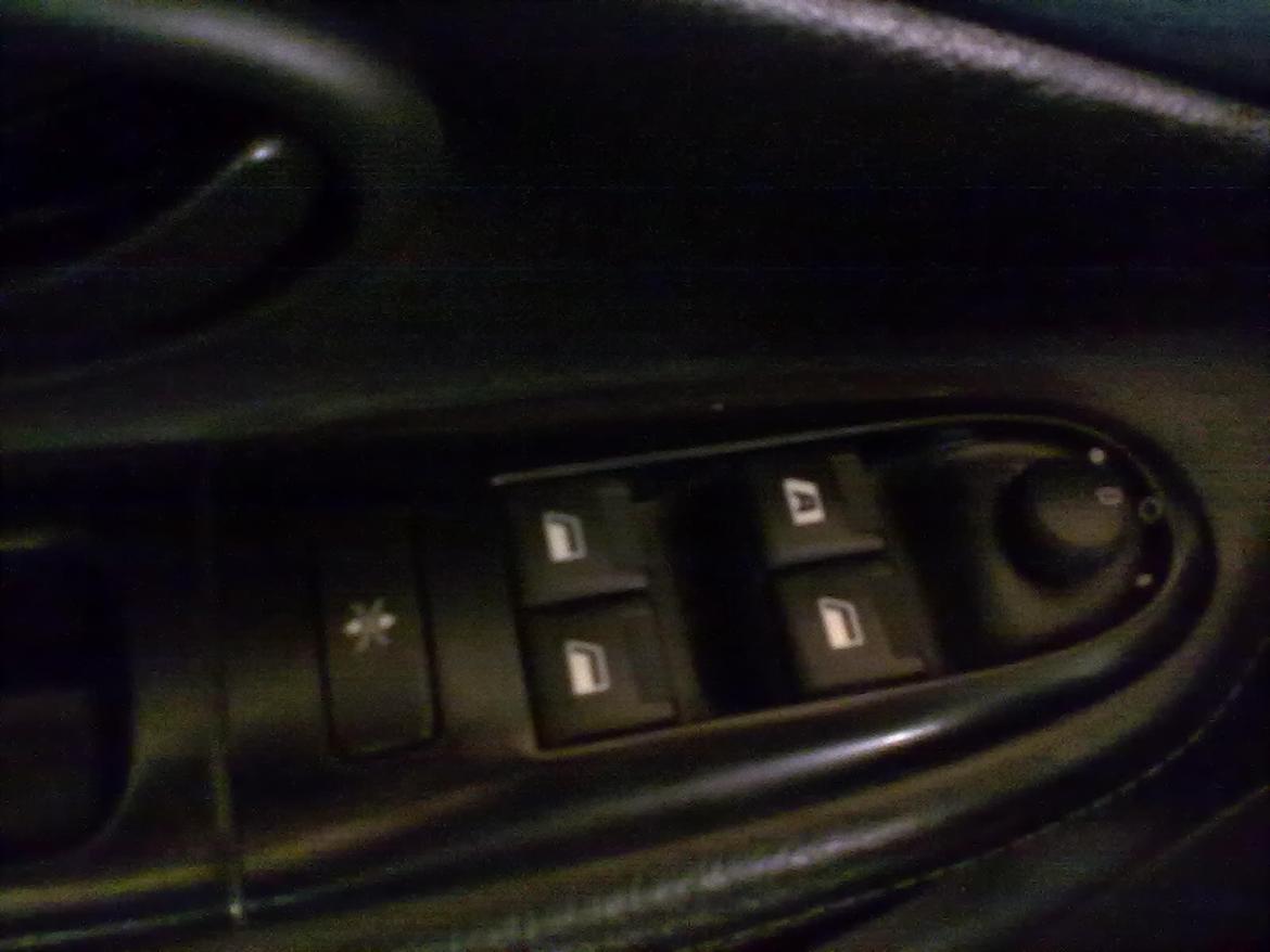 Peugeot 406 sv turbo - Selvom det er en halvgammel slæde har den ALT i el, regnsensor, spejl, sæde varme O.S.V billede 14