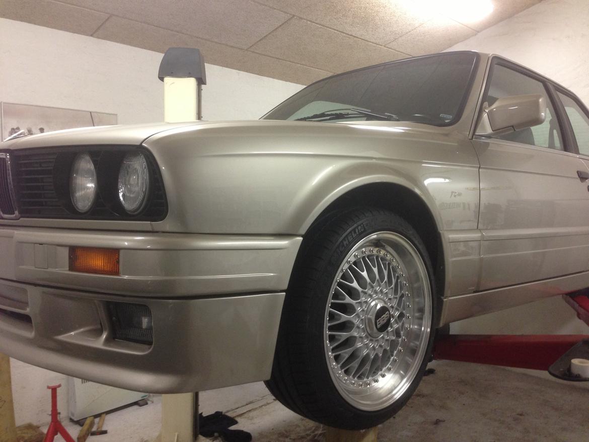 BMW 325I E30 M-Tech 2 billede 16