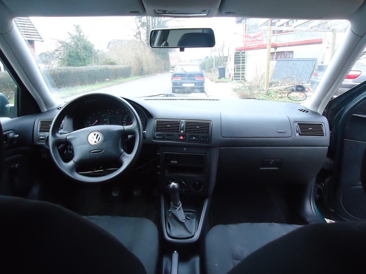 VW Golf IV 1,6 SR (SOLGT) billede 8