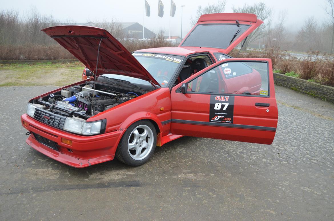 Toyota Corolla AE86 billede 14