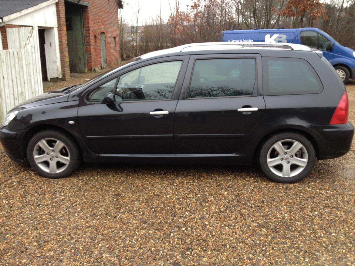 Peugeot 307 2.0 SW "SOLGT" - Bilen billede 2