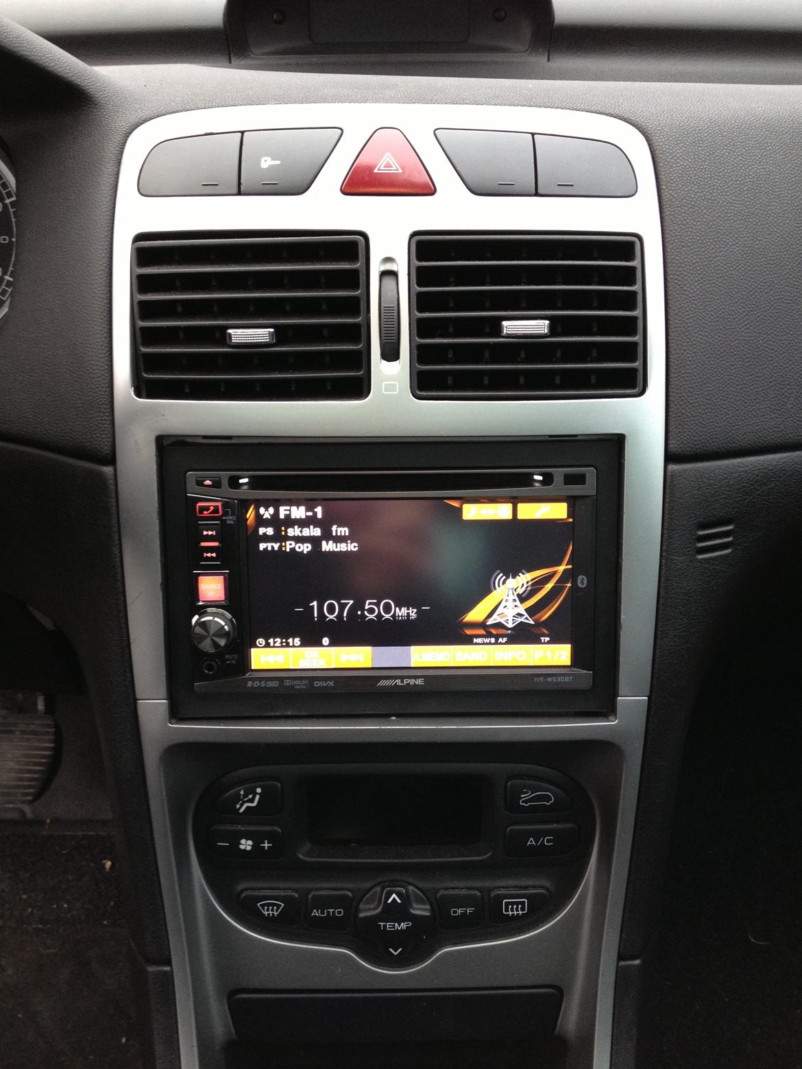 Peugeot 307 2.0 SW "SOLGT" - Alpine 2-din radio billede 4
