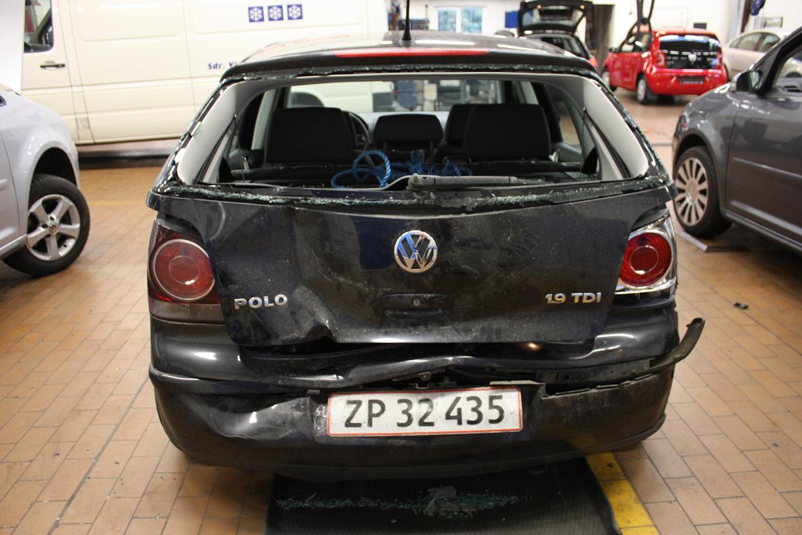 VW Polo 9N3 1,9 TDI TOTAL SKADET billede 19