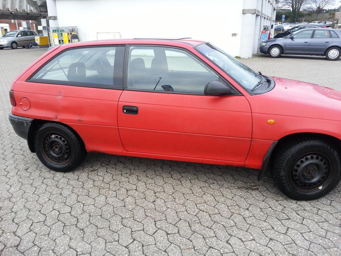 Opel Astra 1.6i 16V GL billede 10