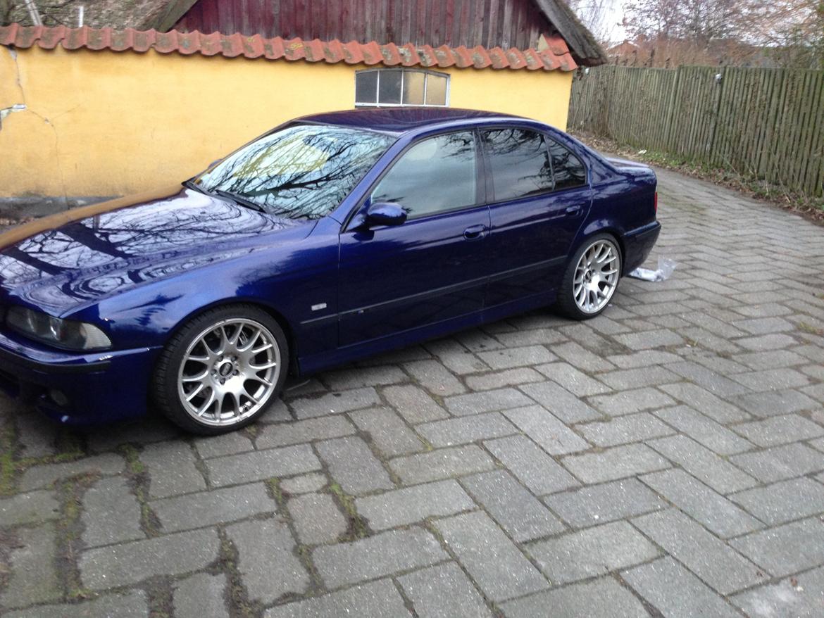 BMW 540i billede 1