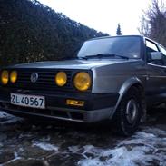 VW Golf 2 1,8 SKROTTET