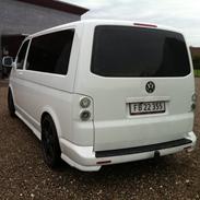 VW Transporter / Caravelle