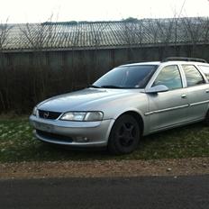 Opel vectra b 1,6 16v