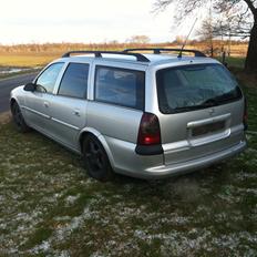 Opel vectra b 1,6 16v