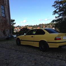 BMW E36 318IS Coupe