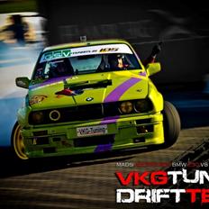 BMW E30 V8 Kompressor Drift