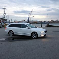 Skoda Superb "SOLGT"