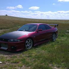 Nissan Skyline R33 GTS