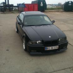 BMW E36 325i Coupe