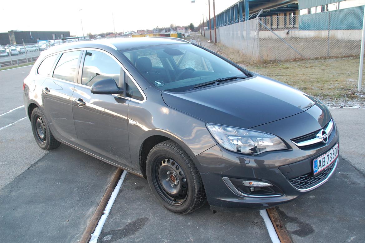 Opel Astra Sports Tourer billede 3