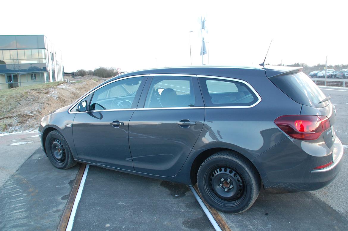 Opel Astra Sports Tourer billede 7