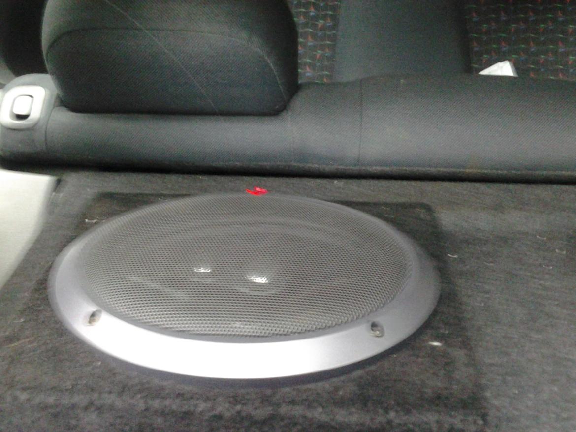 Mazda 323 billede 14